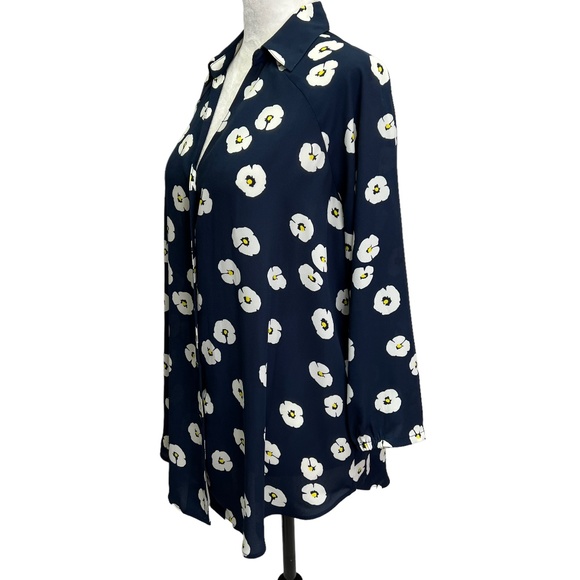 CAbi #5705 Navy Floral Button UP Blouse Size S - Picture 4 of 11